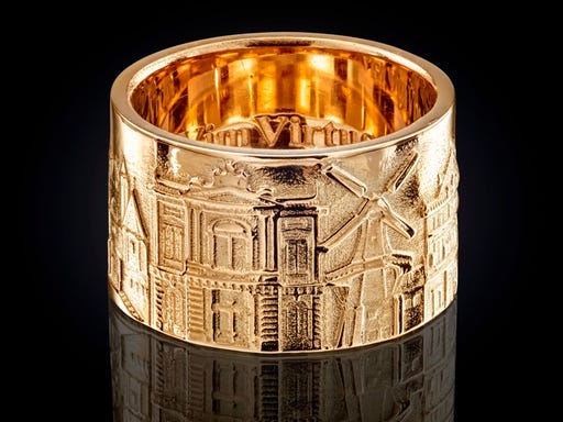 Brede gouden ring van City Jewels met monumenten uit Haarlem